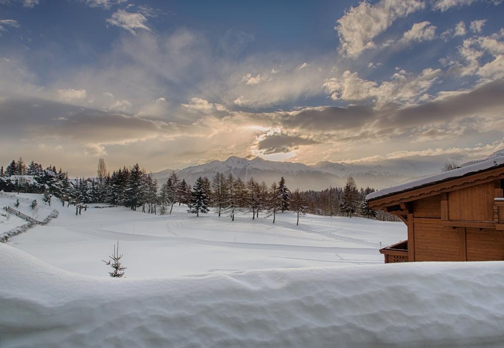 Guarda Golf Hotel & Residences Crans-Montana Bagian luar foto