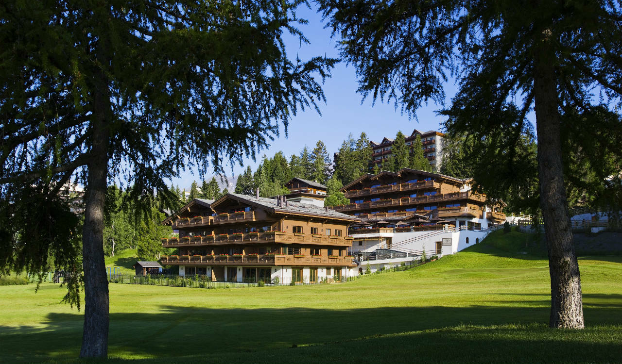 Guarda Golf Hotel & Residences Crans-Montana Bagian luar foto